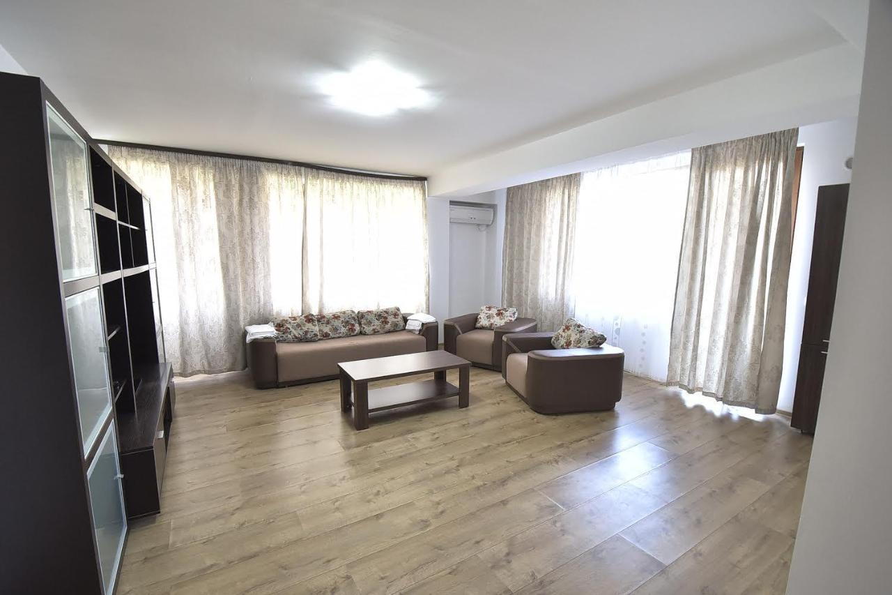 Vilagio Apartments 那沃达利 外观 照片