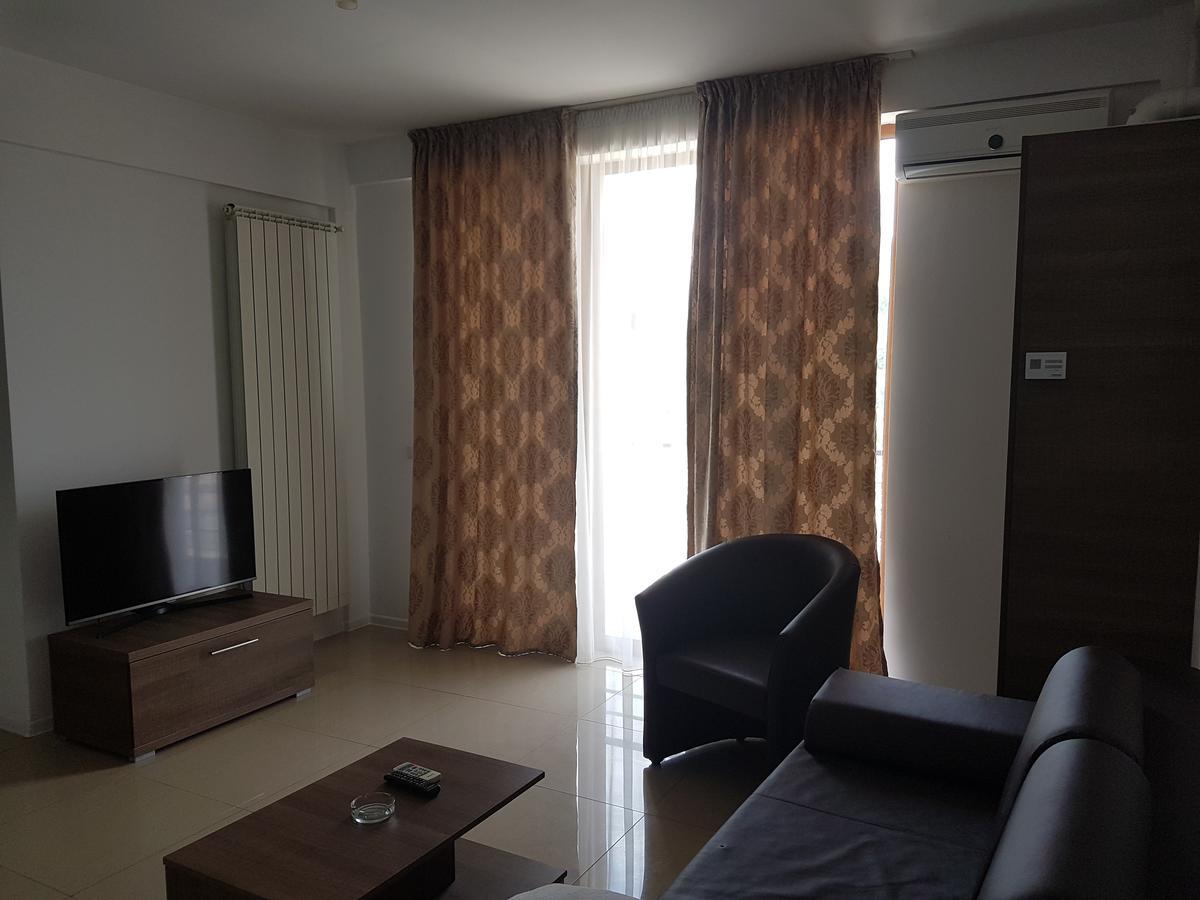 Vilagio Apartments 那沃达利 外观 照片