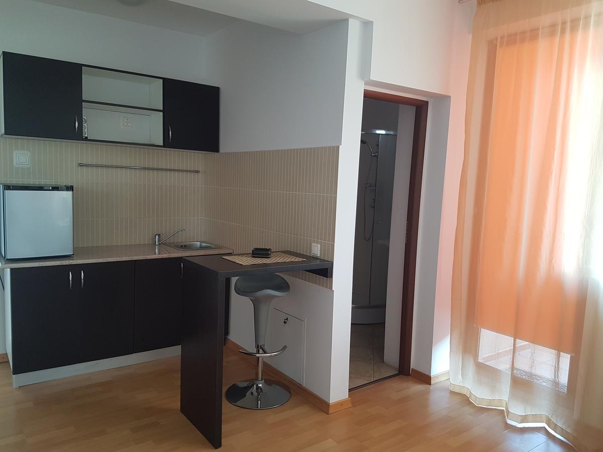 Vilagio Apartments 那沃达利 外观 照片